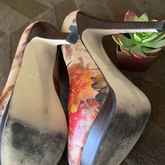 Aldo Platforms - Picture 6 of 6